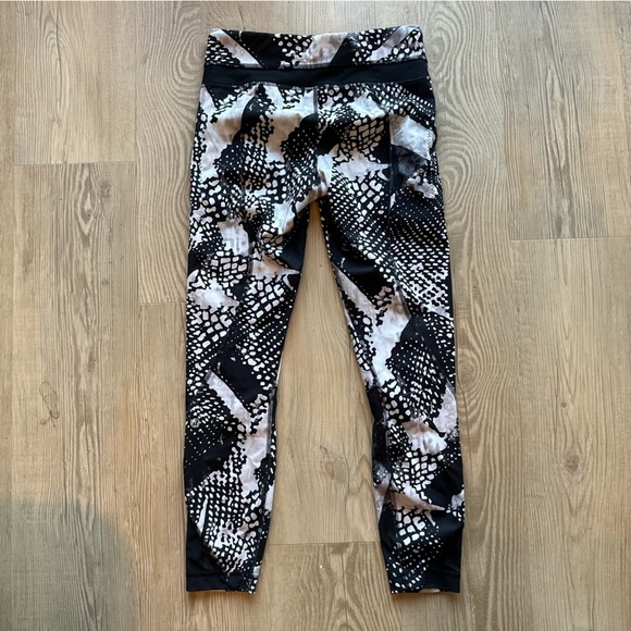 Lululemon Inspire Women’s Tight II size 4 legging Mesh Luxtreme White Black - Picture 6 of 11